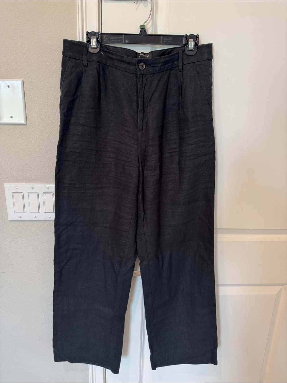Banana Republic Black Women's 100% linen Trousers